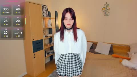 Kelly  Lilly online show from April 5, 2026, 7:11 pm