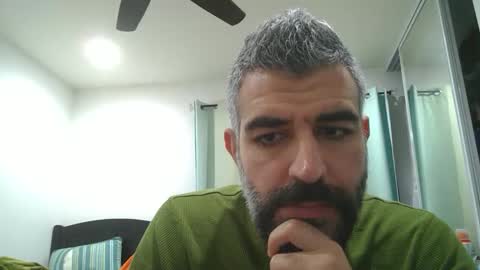 h0nest84 online show from February 9, 2025, 7:27 am