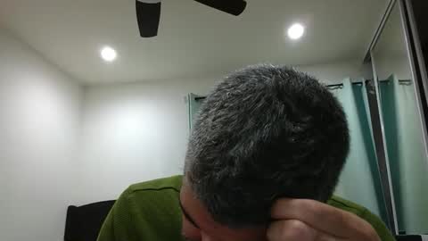 h0nest84 online show from March 2, 2025, 1:36 am