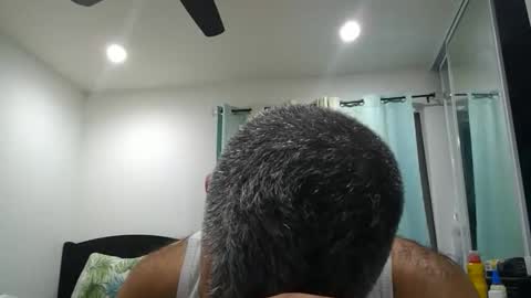 h0nest84 online show from September 27, 2025, 5:01 am