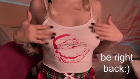 Lana online show from February 2, 2025, 8:08 pm