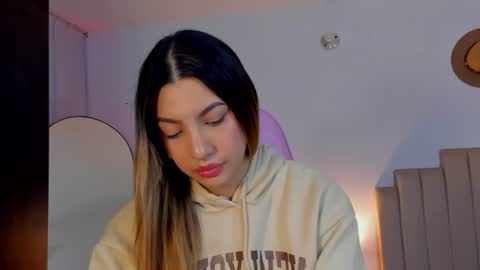 Paulina  online show from July 26, 2026, 4:53 am