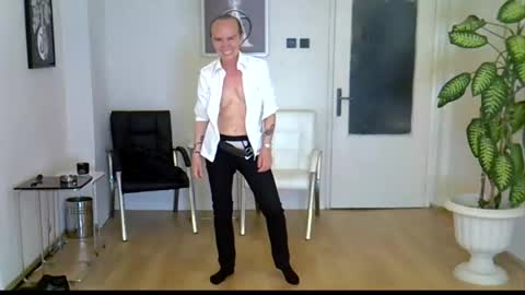 H. Blackwood online show from June 3, 2026, 6:46 pm