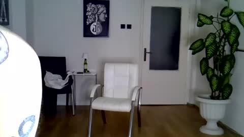 H. Blackwood online show from June 11, 2026, 6:39 pm