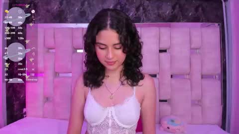 Snapshot of hadakiss chatting on October 1, 2025, 2:23 pm Hada online show from October 1, 2025, 2:23 pm