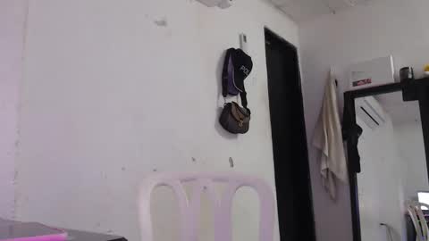 hadesmit1 online show from March 26, 2026, 4:01 pm