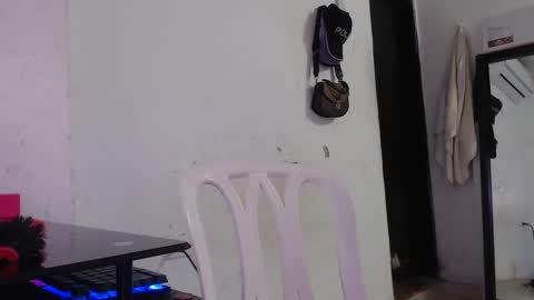 hadesmit1 online show from March 27, 2026, 11:15 pm