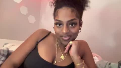 Snapshot of hailey_emma chatting on July 30, 2026, 6:45 am hailey online show from July 30, 2026, 6:45 am