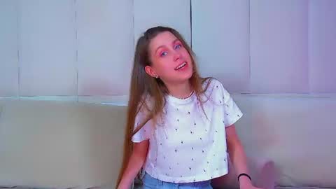 Snapshot of haileyarden chatting on July 1, 2026, 6:40 pm Hailey online show from July 1, 2026, 6:40 pm