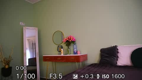 Hailey online show from February 28, 2025, 4:21 am