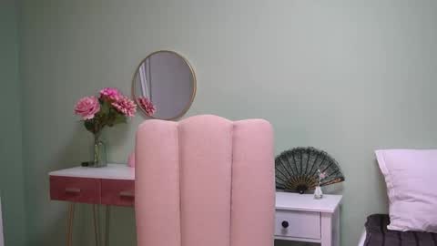 Hailey online show from October 16, 2025, 3:51 am