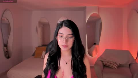 Hailey online show from February 20, 2026, 12:05 pm