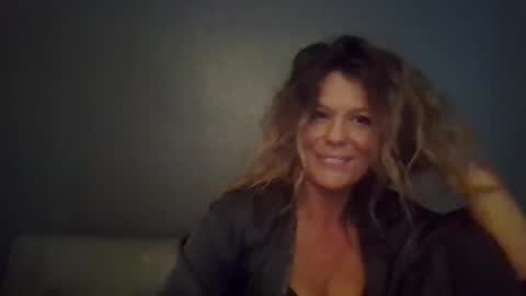 Hailey online show from October 11, 2025, 10:52 pm