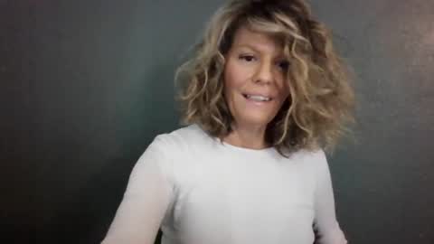Hailey online show from June 12, 2026, 7:13 pm