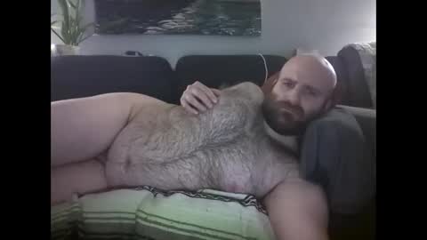Snapshot of hairiestbear chatting on April 2, 2026, 9:18 am Hairiest Bear online show from April 2, 2026, 9:18 am