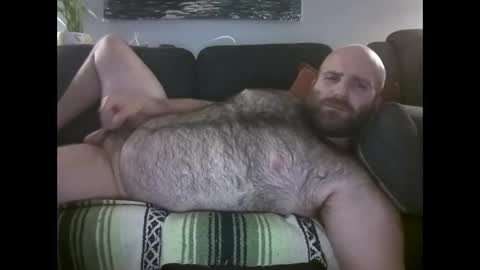 Snapshot of hairiestbear chatting on May 30, 2026, 3:14 am Hairiest Bear online show from May 30, 2026, 3:14 am