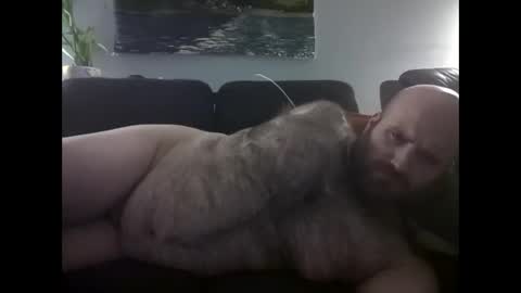 Snapshot of hairiestbear chatting on June 2, 2026, 3:41 am Hairiest Bear online show from June 2, 2026, 3:41 am