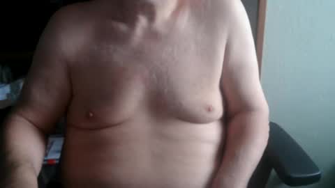 Snapshot of hairyarmpit_lover_1970 chatting on April 1, 2026, 6:14 am hairyarmpit_lover_1970 online show from April 1, 2026, 6:14 am