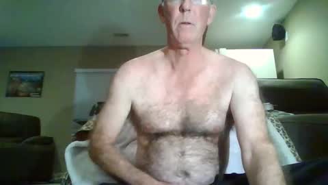 Snapshot of hairybater26 chatting on January 30, 2025, 4:58 am Harry online show from January 30, 2025, 4:58 am