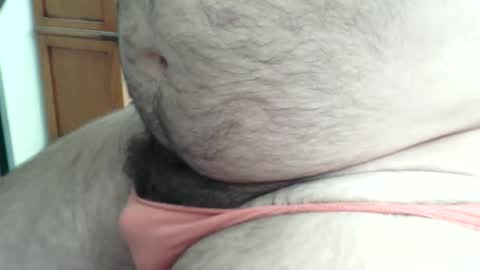 Snapshot of hairybeary1 chatting on October 17, 2025, 9:45 am hairybeary1 online show from October 17, 2025, 9:45 am