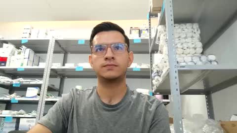 Damian online show from April 7, 2026, 1:33 pm