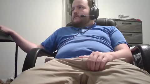 Snapshot of hairymikey chatting on April 21, 2026, 4:19 am hairymikey online show from April 21, 2026, 4:19 am