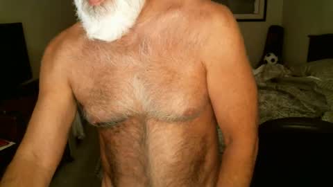Hairy pecs online show from April 24, 2026, 7:22 am
