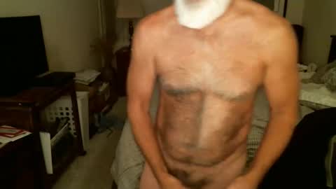 Hairy pecs online show from April 26, 2026, 8:01 am