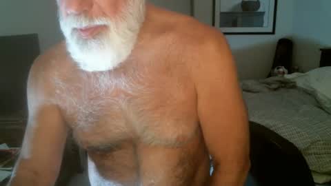 Hairy pecs online show from May 25, 2026, 6:30 am