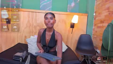 Halley Lorens online show from March 24, 2026, 7:52 pm