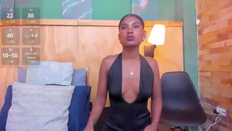 Halley Lorens online show from March 27, 2026, 7:35 pm