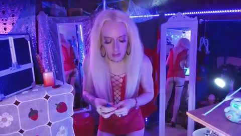 Snapshot of halovalentine chatting on February 6, 2025, 1:49 am halovalentine online show from February 6, 2025, 1:49 am