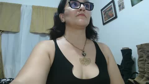 hammer9247 online show from October 1, 2025, 10:49 pm