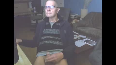 Snapshot of hamto65 chatting on December 14, 2024, 4:09 pm Prefer men 80 online show from December 14, 2024, 4:09 pm