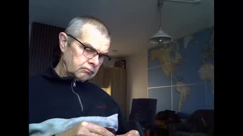 Snapshot of hamto65 chatting on February 6, 2026, 4:32 pm Prefer men 80 online show from February 6, 2026, 4:32 pm