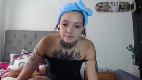 Snapshot of han_ya06 chatting on December 10, 2024, 7:32 pm Hanya online show from December 10, 2024, 7:32 pm