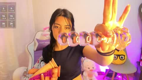 Hana Garcia online show from November 3, 2025, 1:08 am