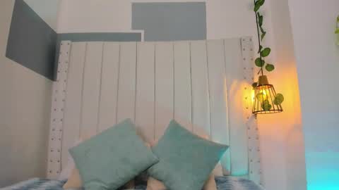 Snapshot of hanah_gray chatting on October 13, 2025, 11:10 am hanah_gray online show from October 13, 2025, 11:10 am