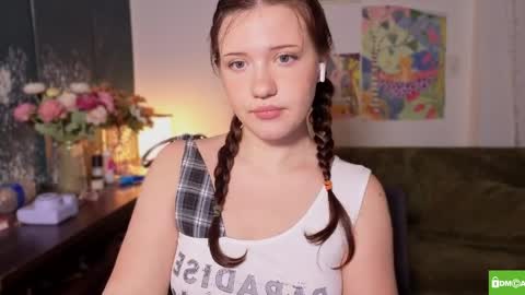 hanahwoods online show from April 10, 2026, 3:12 am