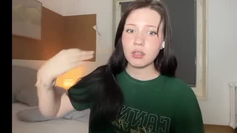 hanahwoods online show from June 11, 2026, 12:32 am