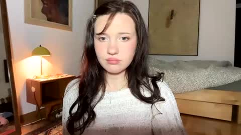 hanahwoods online show from July 26, 2026, 9:43 pm