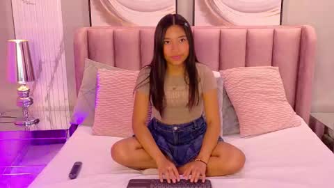 Snapshot of hanaluna chatting on January 7, 2026, 9:06 pm Hanna online show from January 7, 2026, 9:06 pm