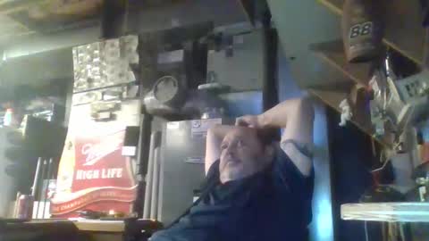 Snapshot of handiemanhere chatting on November 14, 2025, 2:16 pm naked man online show from November 14, 2025, 2:16 pm