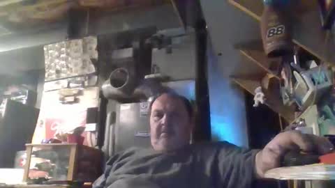 Snapshot of handiemanhere chatting on March 31, 2026, 3:52 am naked man online show from March 31, 2026, 3:52 am