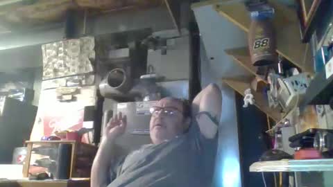 Snapshot of handiemanhere chatting on April 2, 2026, 1:58 am naked man online show from April 2, 2026, 1:58 am