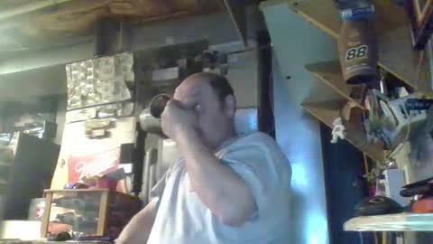 Snapshot of handiemanhere chatting on April 3, 2026, 1:36 am naked man online show from April 3, 2026, 1:36 am