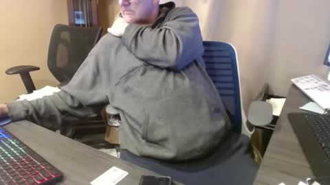 Snapshot of handsome_guy4u chatting on March 29, 2026, 3:28 am handsome_guy4u online show from March 29, 2026, 3:28 am