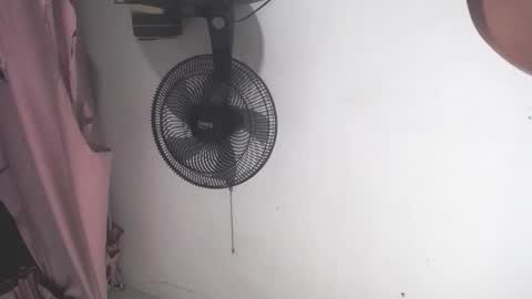 handsome_invictusiv online show from December 21, 2025, 12:51 am