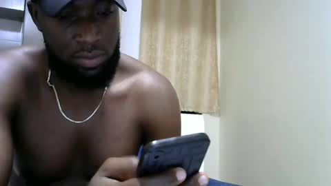 Snapshot of handsome_king30 chatting on January 12, 2025, 10:33 pm handsome king online show from January 12, 2025, 10:33 pm
