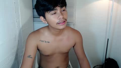 Snapshot of handsome_vanana chatting on February 12, 2025, 11:07 am handsome_vanana online show from February 12, 2025, 11:07 am